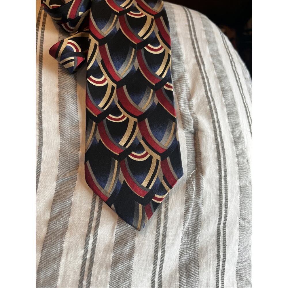 JERRY GARCIA - GRATEFUL DEAD 100% Silk Tie Mens 59’’ Classic Red Blue Gold